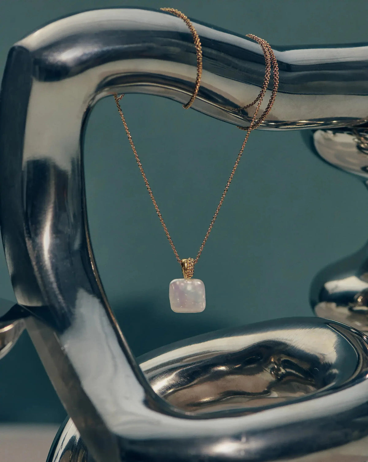 Square Pearl Baya Pendant Necklace | 18ct Gold Vermeil/Pearl